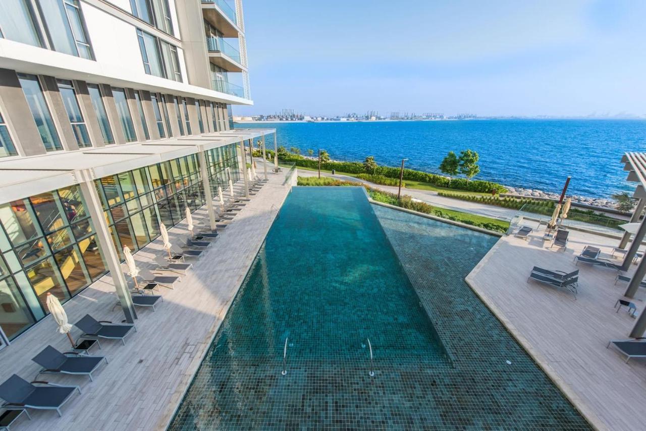 Luxury 2 Bedroom Beachfront Apt W Stunning Sea View Dubai Ngoại thất bức ảnh